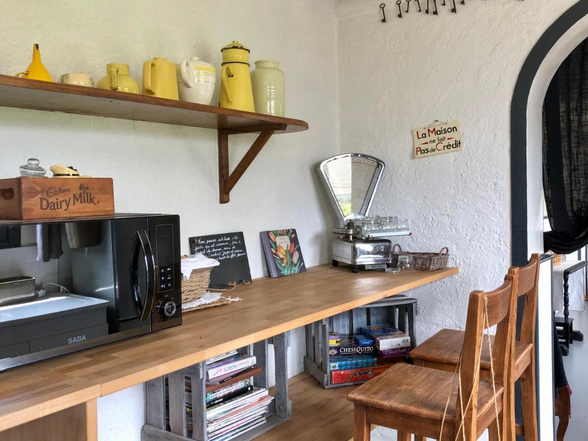 Le Grenier Du Jardin Bed & Breakfast Pontorson Exterior photo